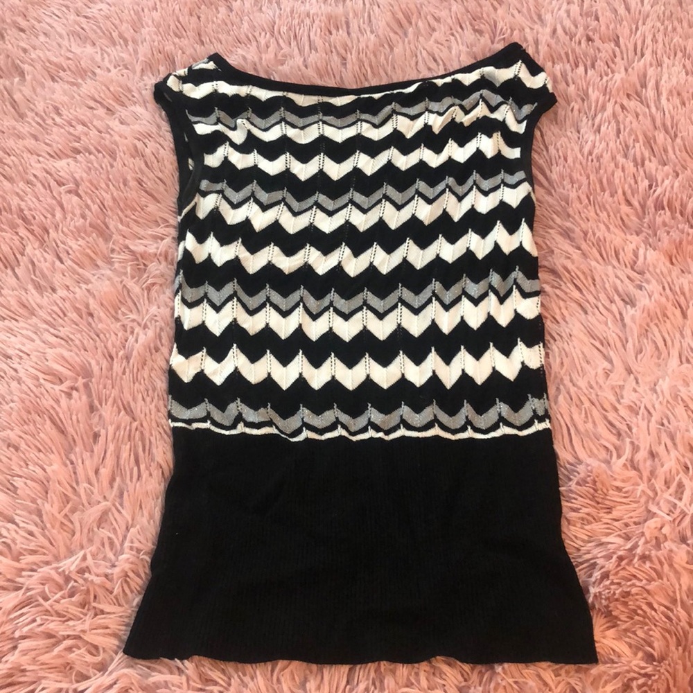 White House black market xs